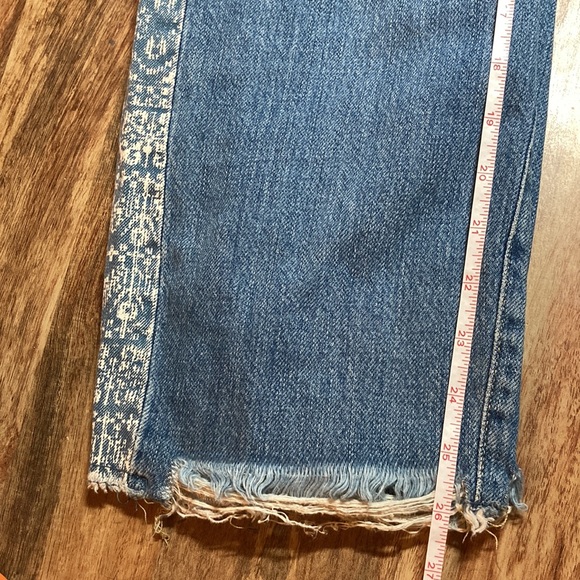 Free People Side Stripe Boyfriend Raw Hem Jeans 28 they run bigger - Picture 11 of 11
